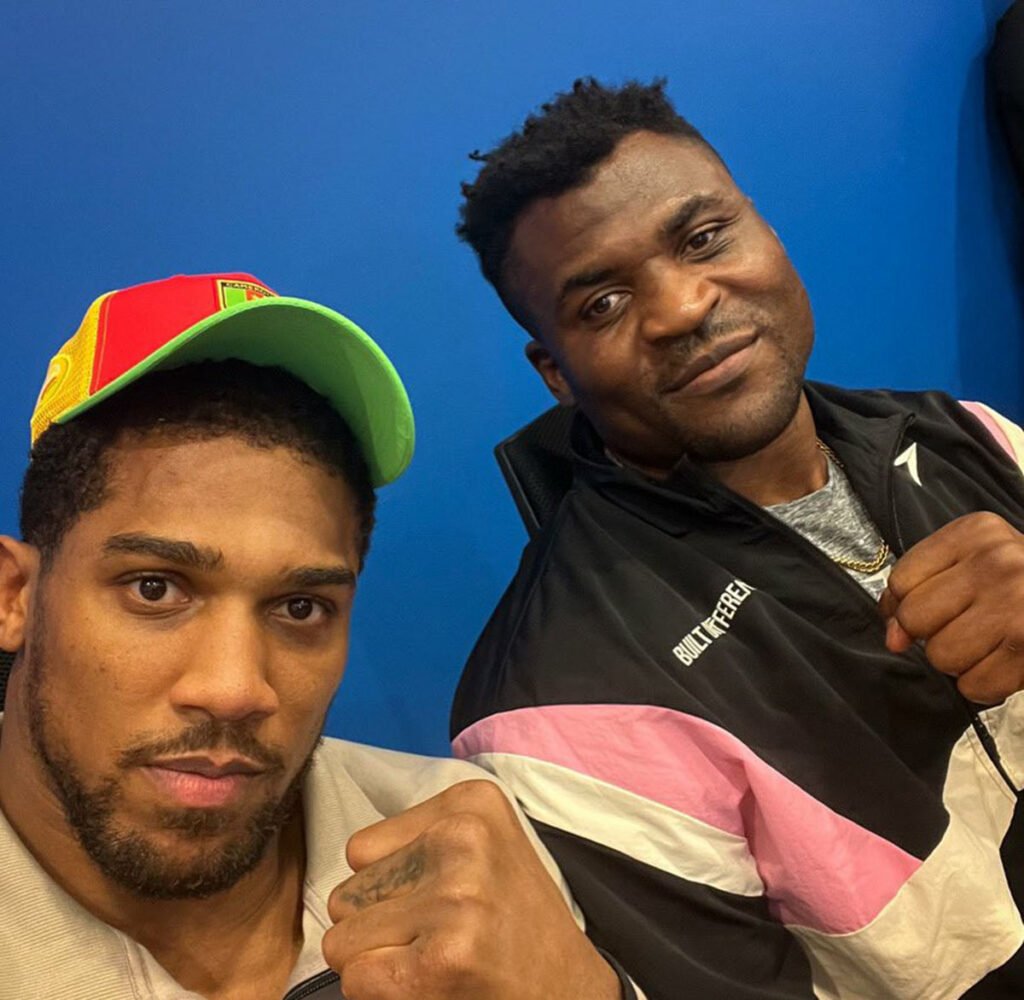 "Respecte mon mec, Géants africains" - Anthony Joshua après sa victoire face à N'gannou