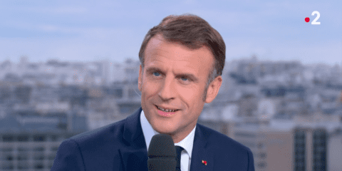 France : Emmanuel Macron déterminé à mener son mandat jusqu'en 2027