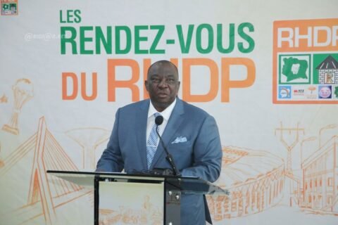 La Côte d'Ivoire n'a "aucun problème" avec ses pays voisins, selon le parti au pouvoir