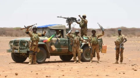 Les rebelles Maliens affirment avoir tué 131 soldats et mercenaires Russes en juillet