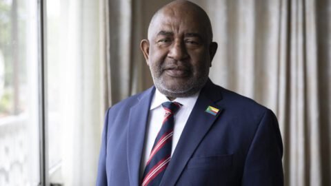 Le président des Comores victime d'une attaque à l'arme blanche à Azali Salimani