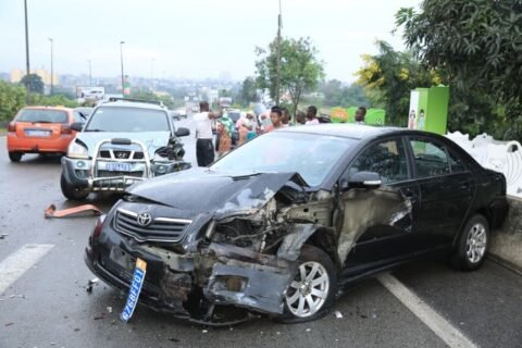 Côte d'Ivoire : Accident à Cocody, une conductrice percute cinq piétons, bilan un mort et quatre blessés graves