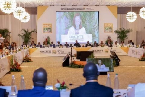 Côte d'Ivoire : Alassane Ouattara officialise les 47 coordonnateurs régionaux du RHDP