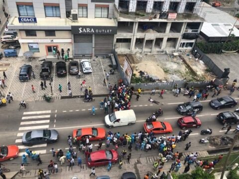 Côte d’Ivoire : Braquage à Marcory, un bandit tué, 18 millions saisis, un policier et un gendarme impliqués